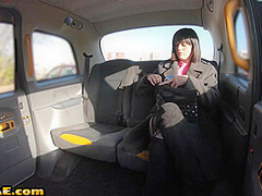Amateur taxi bigass bae fucked outdoor by lucky driver