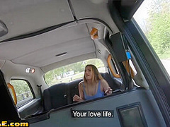 Amateur cab BJ babe rides taxi driver outdoor for pleasure
