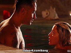 Sienna Day Enjoys A Threesome In A Heated Pool While At A Couples Retreat - Bang