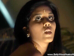 Focusing On The Beauty Of This Brunette Bollywood Babe