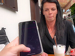 Czech Streets – Milf Enjoys a Vibrator in Public
