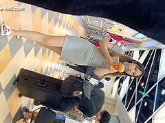 peeping chinese amateur upskirt.178