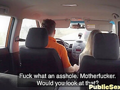 Amateur cockridding driving instructor