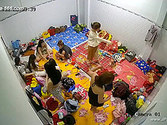 chinese girl changeroom.33