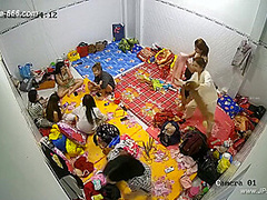 chinese girl changeroom.33