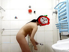 peeping chinese bath.76