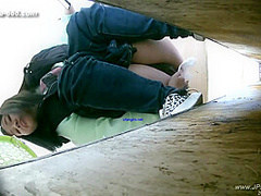 chinese girls go to toilet.318