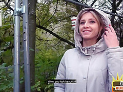 Amateur sex date chick fucked in public abandoned building