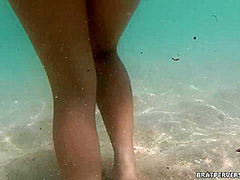 Beach Flashing - Brat Perversions