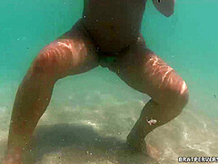 Beach Flashing - Brat Perversions