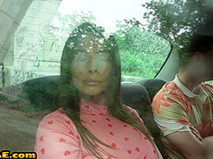 Public bigass and busty babe fucked outdoor in taxi