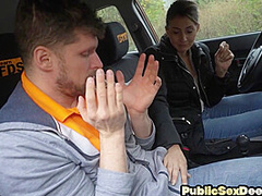 Driving slut pleasing her instructor to pass the test