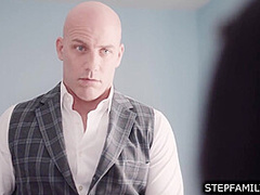 Latina stepdaughter licked and fucked by perv stepdad