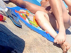 Casal De Namorados Excitados, No Verdadeiro Sexo Amador Na Praia 11 Min