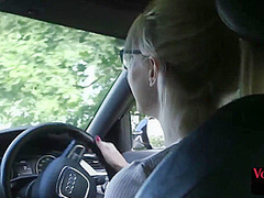 Outdoor voyeur babe seduces her BF from car till cumshot
