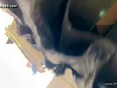 peeping chinese amateur upskirt.190