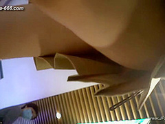 peeping chinese amateur upskirt.190