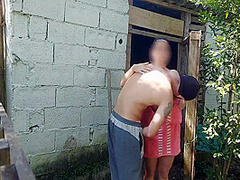 Chuveiro Nao Funciona, Mulher Casada Pede Ajuda Ao Zelador Da Fazenda Usando Apenas Uma Toalha E Paga Com Sexo 10 Min