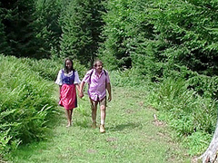 Babe Gets Fucked In The Bushes To A Massive Mouth Cumshot - DeutscheOmas