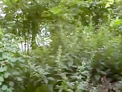 Gf receives a huge load on her face in a public park!