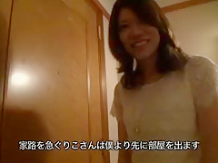 Hottest Japanese chick Riko Chitose in Exotic Wife, Car JAV clip