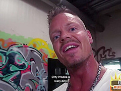 Real pickedup mature giving blowjob in an abandoned building