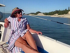 See I Have No Panties On !