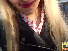 Real pulled mature giving head outdoor in the street