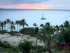 Virtual Vacation In Hawaii With Ashlynn Taylor Part 1