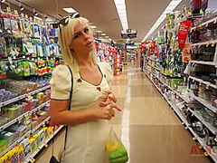 Day In The Life Of Tara Lynn Foxx Part 1