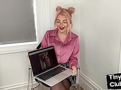 Small dick dude mocked by real brit babes