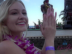 Virtual Vacation Hawaii Kenzie Kai 1/10