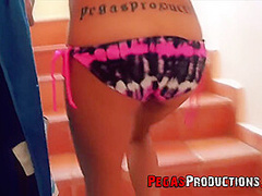 Shows Her Pussy Underwater - Sweet Amy Lee