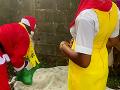 Santa Gave The Girl In Hijab Sweet And She Gave Him Pussy As Gift Also. Please Subscribe To Red 12 Min With Sweet Mary Ido And Big Cock Tunz