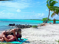 Public Beach Sex On Nude Beach Maldives
