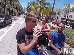 Slut Shows Herself In The Street And Sucks
