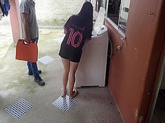 Dona De Casa Casada Paga Tecnico De Maquina De Lavar Com A Bunda Enquanto Marido Corno Esta Fora 10 Min