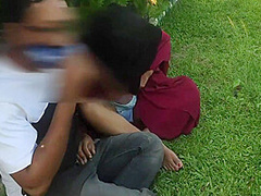 Boy & Girl Caught In Park Doing Sex 7 Min