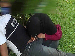 Boy & Girl Caught In Park Doing Sex 7 Min