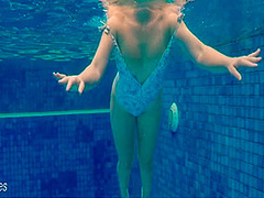 One Piece - Wifey Stuns Everyone In Amazing Hot Bathers And Flashes Her Perfect Tits