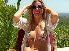De Leon - Casting At The Poolside!