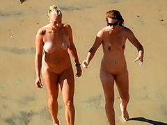 2 Nude Friend