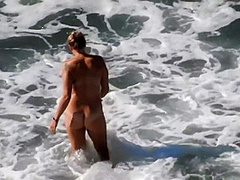 2 Nude Friend