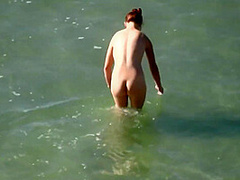 2 Nude Friend