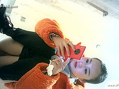 chinese girls go to toilet.322