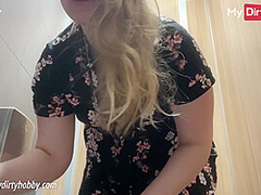 My Dirty Hobby - German amateur gets an orgasm in public