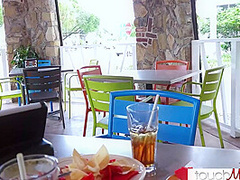 Horny Wifey Gets Wet Over Hung Black Bartender