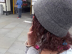 Virtual Vacation London Holly Hendrix 3/6