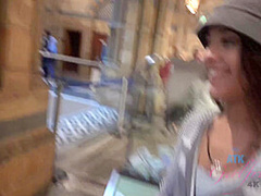 Virtual Vacation London Holly Hendrix 3/6