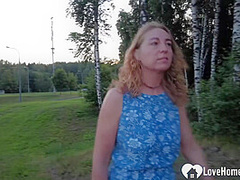 Picked up MILF gets fucked hard outdoors